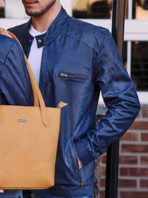 jaqueta de couro azul marinho feminina
