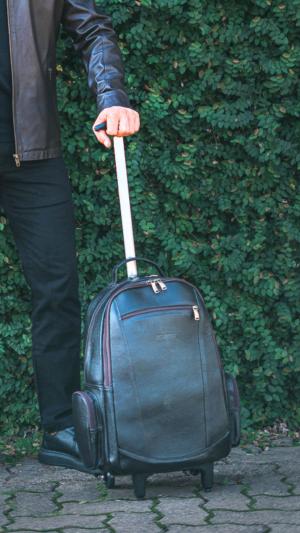 Mochila de Couro OK com Rodas ANDRÉ  